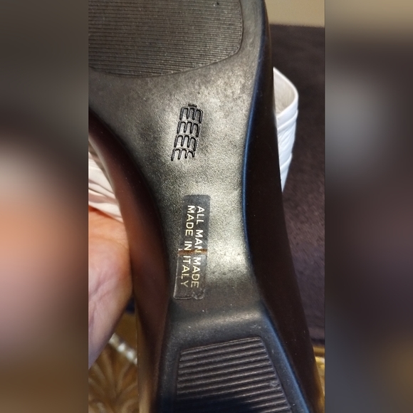 ITALIAN SHOEMAKERS Women's Saylor Wedge White platform Sandals resortwear 10 - Picture 8 of 8